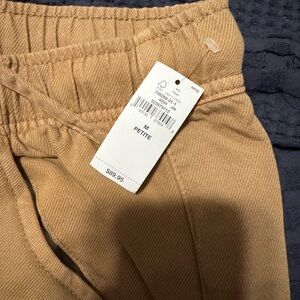 Sold Out NWT - Mid Rise UltraSoft Easy Horseshoe Barrel Jeans